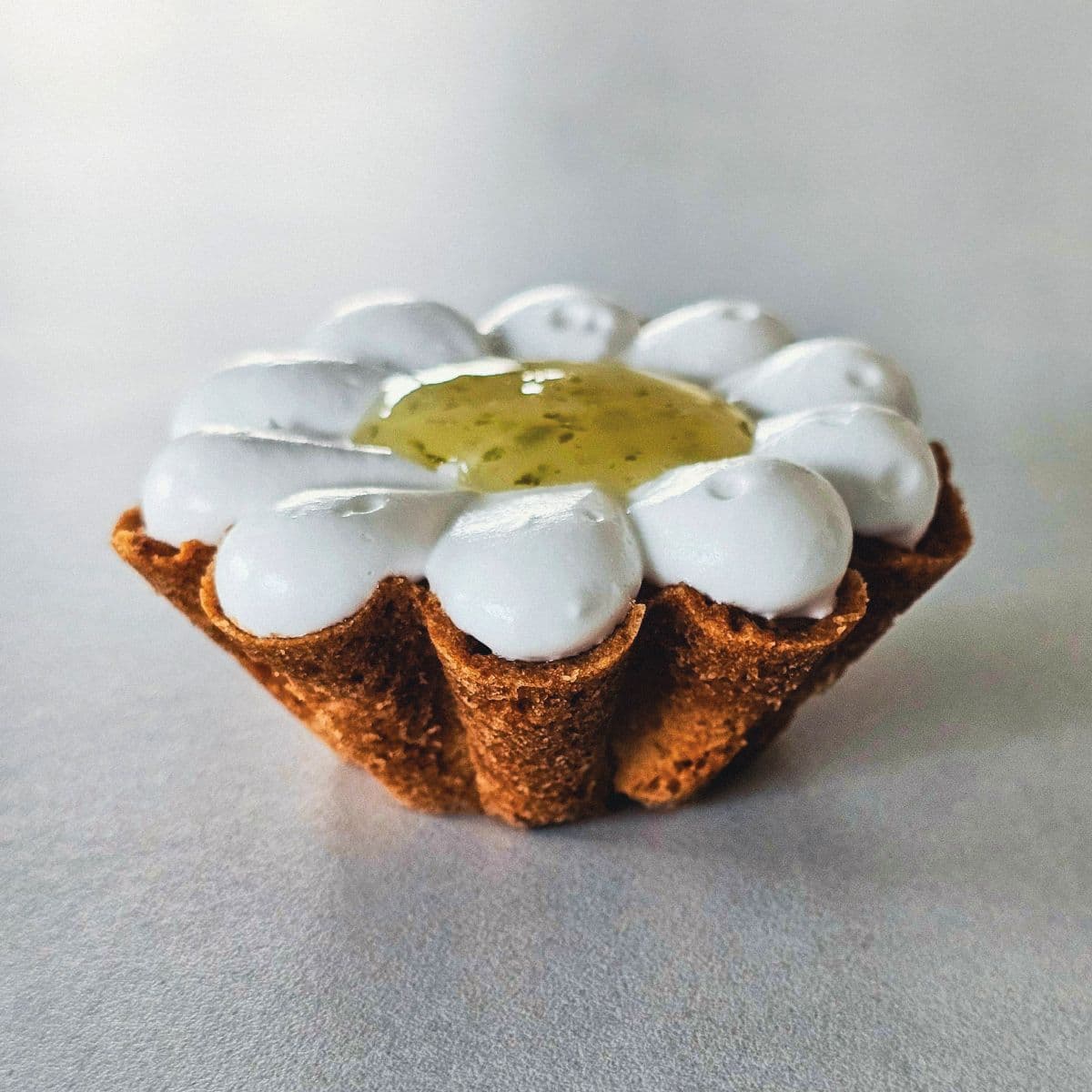 Tarte Citron Meringuée — Pâtisserie La Seconde Part, Le Havre